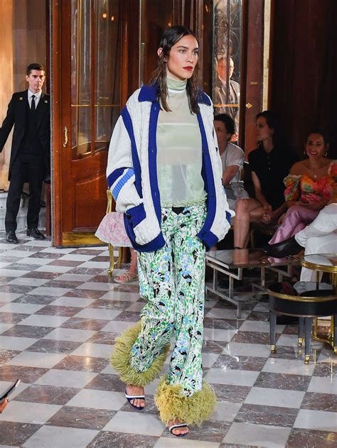 miu miu cruise show|Miu Miu’s Cruise 2019 Show Was Star.